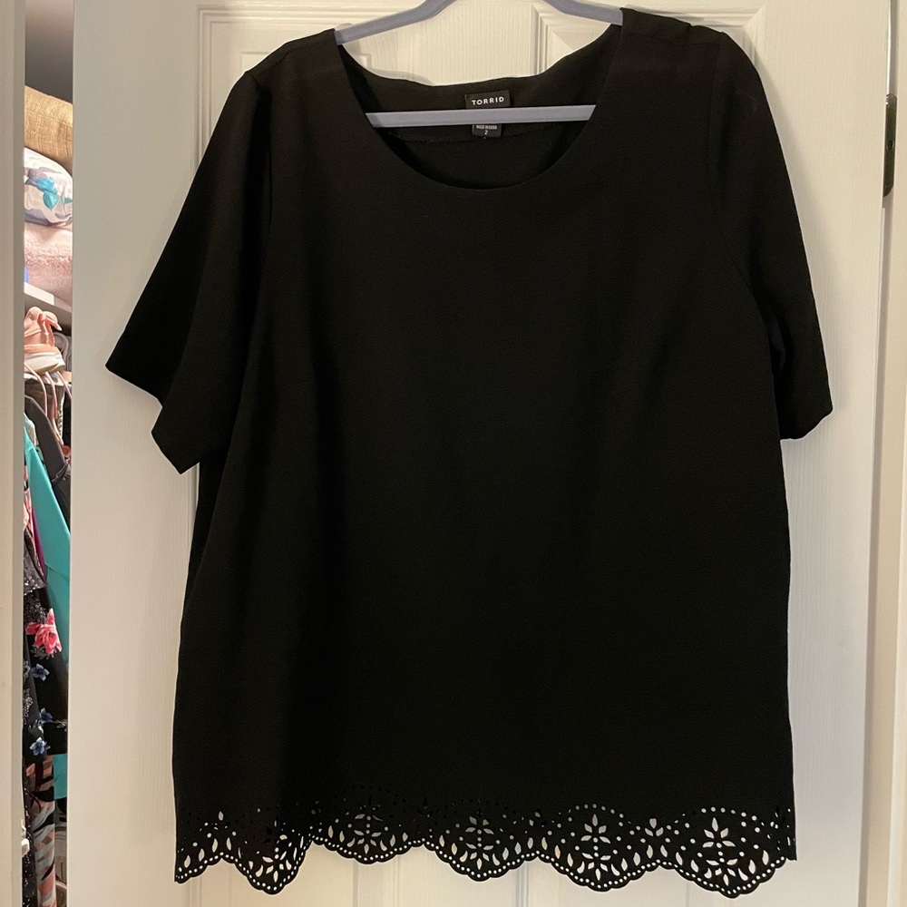 Torrid Black Shirt Sz 2